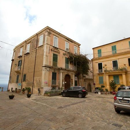 Isola Bella Sea-View Apartment Tropea Exteriér fotografie