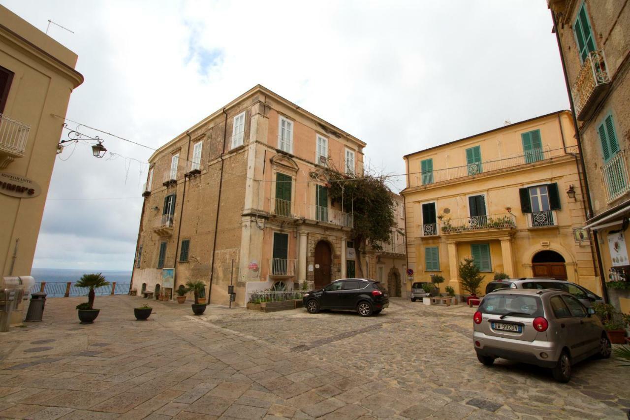 Isola Bella Sea-View Apartment Tropea Exteriér fotografie