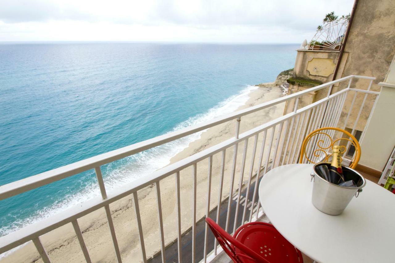 Isola Bella Sea-View Apartment Tropea Exteriér fotografie