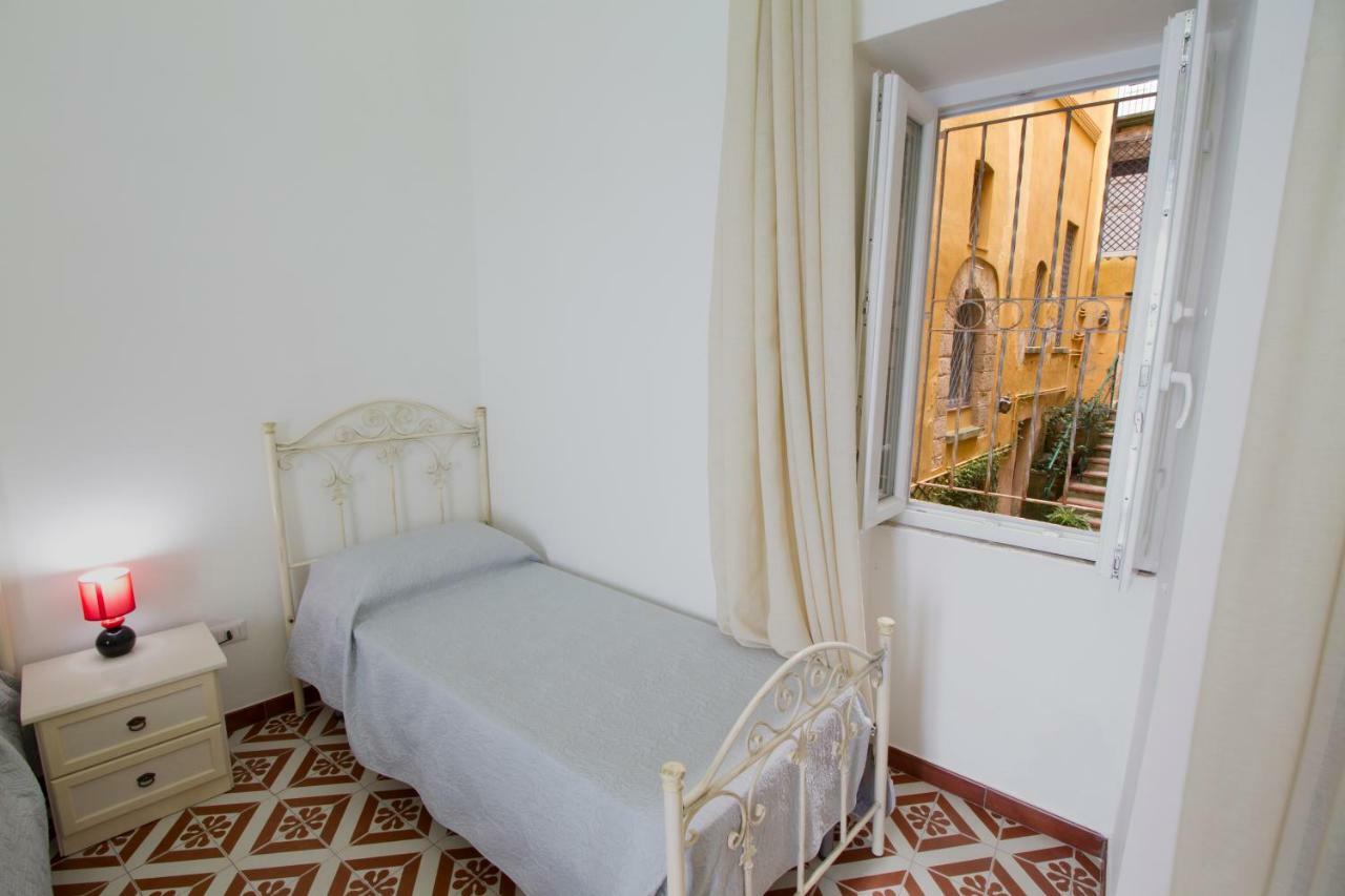 Isola Bella Sea-View Apartment Tropea Exteriér fotografie